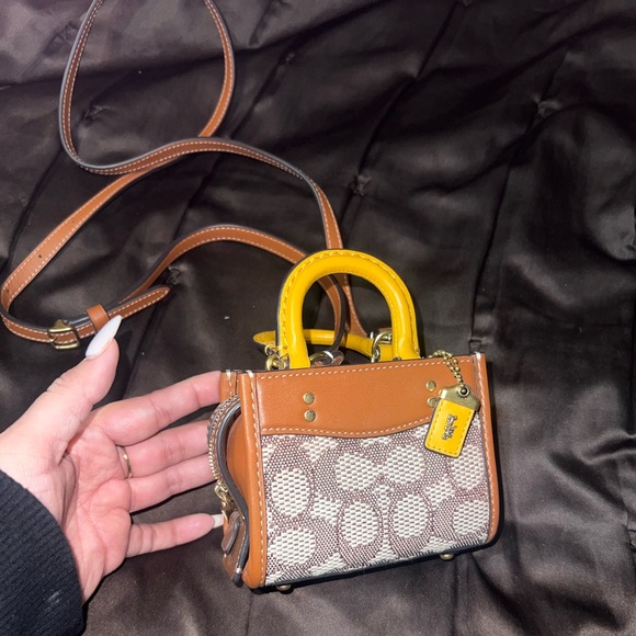 Mini Coach bag - Picture 8 of 12